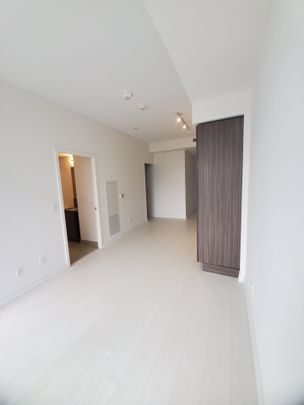 For Lease - 19 Western Battery Road Unit# 711, Toronto, Ontario - Photo 1