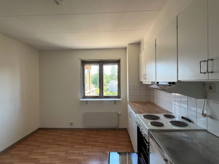 Bostad - 270-B2-U8-270-012 - Foto 3