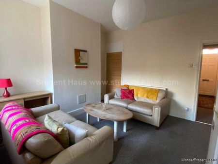 3 bedroom property to rent in Salford - Photo 3