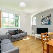 4 Bed - 33 St Chads Drive, Headingley, Leeds - LS6 3PZ - Student - Photo 1