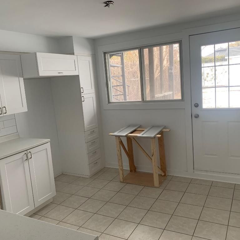 À louer – Logement 5 ½ demi-sous-sol | Chomedey, Laval $1 680/mois - Photo 1
