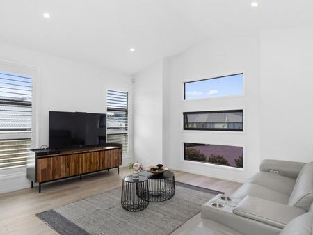 38 Puhirake Crescent, Pyes Pa - Photo 2