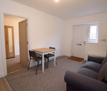 1 bedroom flat to rent - Photo 4
