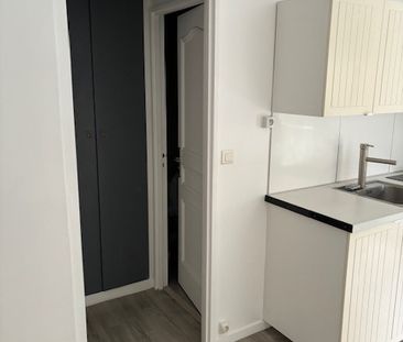 Location Appartement 1 pièce 21m² ST MAUR DES FOSSES 94210 - Photo 5