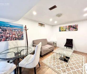 66 Overlord Crescent #Lower - Photo 4