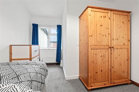 Bedroom 3, 10a Clonavon Terrace, Ballymena, BT43 5BE - Photo 5