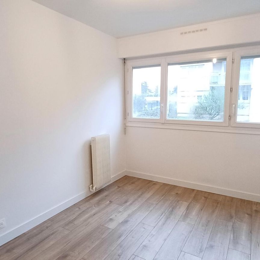 location Appartement T2 DE 40.1m² À VERNEUIL SUR SEINE - Photo 1