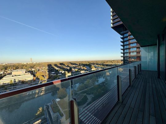 TOP-Ausblick: City mit Stephansdom, Donaukanal, Prater. Concierge, Party & BBQ Lounge, Pool usw. - Foto 1
