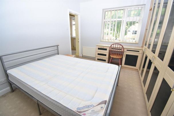 4 bedroom house to rent - Photo 1