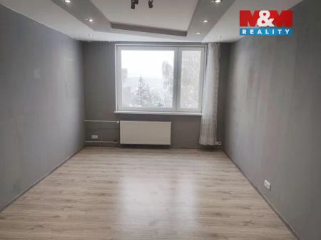 Pronájem bytu 2+kk v Lánech, ul. U lipky - Фото 2