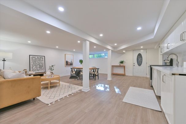 For Lease - 421 Browndale Crescent Unit# Basement, Richmond Hill, Ontario - Photo 1