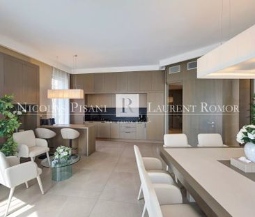 Location Appartement 4 pièces 170m² BEAULIEU SUR MER 06310 - Photo 3