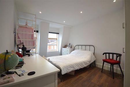 Platinum House, High Street, Epsom, Surrey, KT19 8DA - Photo 3