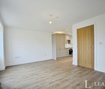 1 bedroom semi-detached house to rent - Photo 1