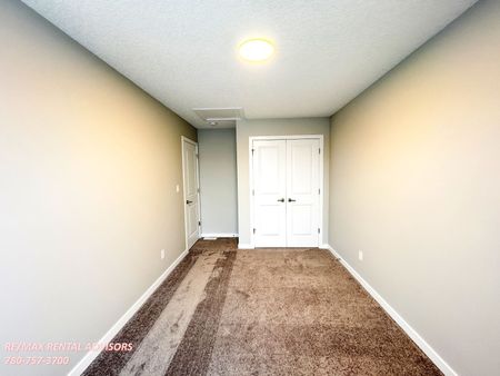 UPPER 5113 Kinney Way Southwest - Photo 2