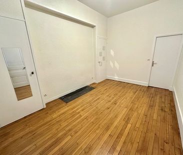 Location Appartement 2 pièces 60m² LYON 6ème - Photo 6