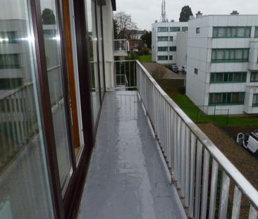 Appartement met 2 slaapkamers, staanplaats en kelder - Photo 4