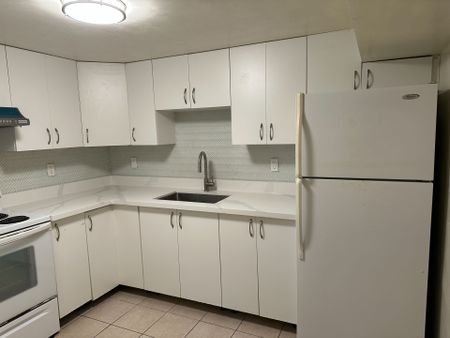 For Lease - 50 Guild Hall Drive Unit# Basement, Toronto, Ontario - Photo 5