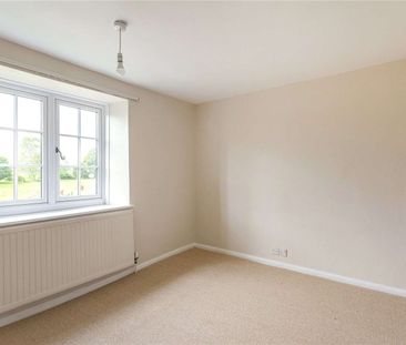 A three bedroom cottage in a rural position - Photo 5