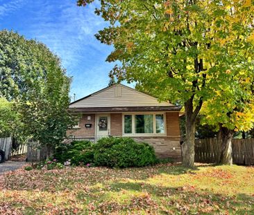For Lease - 5466 Randolph Crescent, Burlington, Ontario - Photo 5