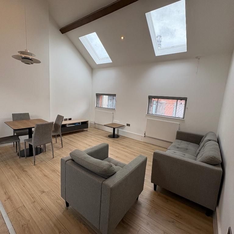 2 bedroom flat to rent - Photo 1