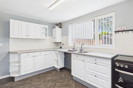 School House Lane, Abbots Bromley, Rugeley WS15 3BT - Photo 5