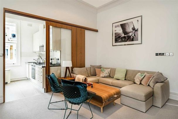 Redcliffe Square, South Kensington, SW10 - Photo 1