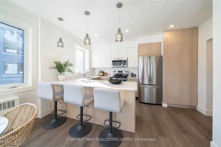 1472 Avenue Road #5 - Photo 2