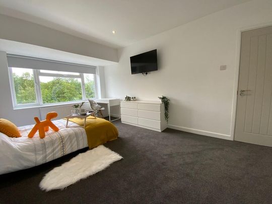 1 bedroom in a house share to rent - Photo 1