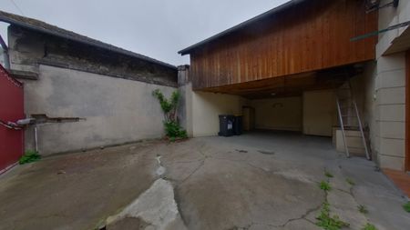 Location Maison 3 pièces 84m² SCORBE CLAIRVAUX 86140 - Photo 3