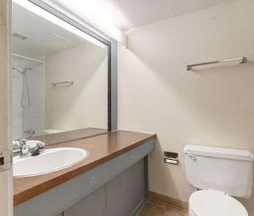 Classic Suite - 2 Bedroom - Photo 3