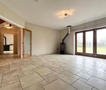 4 bedroom detached house to rent - Photo 2