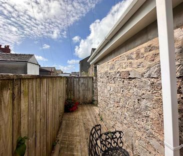 5 bedroom terraced house to rent - Photo 5