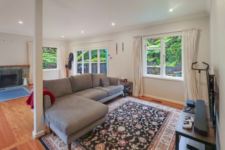 Khandallah Living - Photo 2