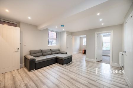 1 bedroom flat to rent - Photo 2