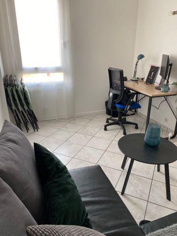Location Appartement 4 pièces 82m² ERAGNY SUR OISE 95610 - Photo 3