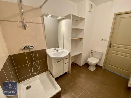 Location Appartement 2 pièces 35m² LA SEYNE SUR MER 83500 - Photo 5