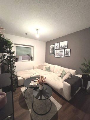 Moderne 3-Zi. Whg. in Lingen Laxten mit EBK, Stellplatz, sonnige Balkon 64 m² Wfl. - Photo 1