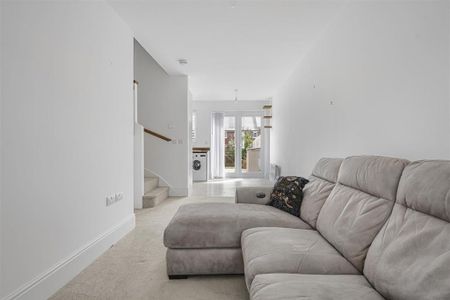 1 bedroom terraced house to rent - Photo 2
