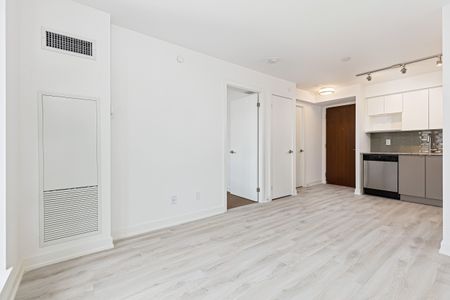 For Lease - 120 Varna Drive Unit# 325, Toronto, Ontario - Photo 3