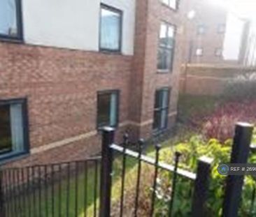 2 bedroom flat to rent - Photo 2