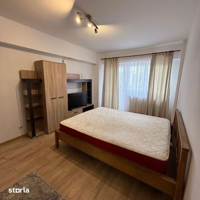 Apartament cu 2 camere, etaj 5 cu lift, Bd. Traian - Photo 1