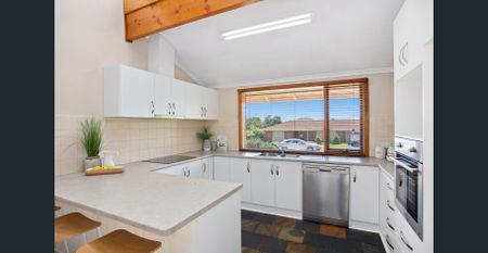 Coastal Family Home - Photo 4