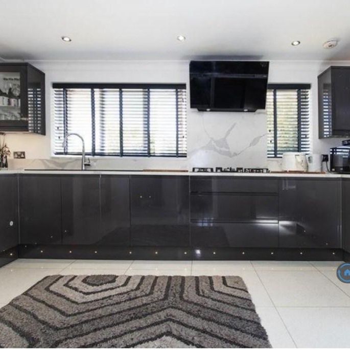 4 bedroom detached house to rent - Photo 1