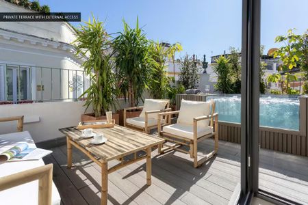 Calle Zaragoza, Sevilla, Andalusia 41001 - Photo 4