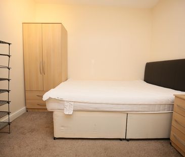 1 Bed Flat, Queen Victoria Road, CV1 - Photo 1