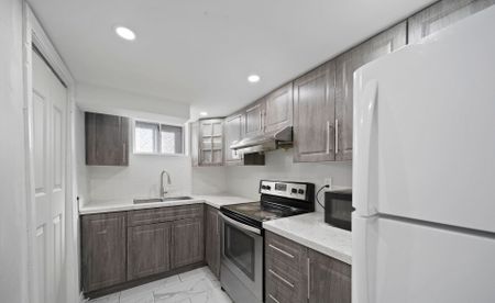 For Lease - 259 Tower Drive Unit# BSMT -1, Toronto, Ontario - Photo 3