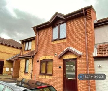 2 bedroom terraced house to rent - Photo 2