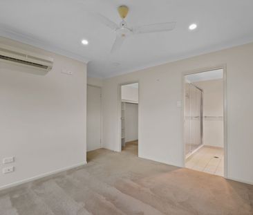 BEAUTIFUL FAMILY HOME - Photo 6