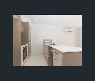 3 BEDROOM TOWNHOUSE AVAILABLE FOR $580 PER WEEK WITH AN INCREASE TO... - Photo 6